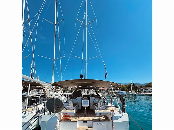 Bavaria C38