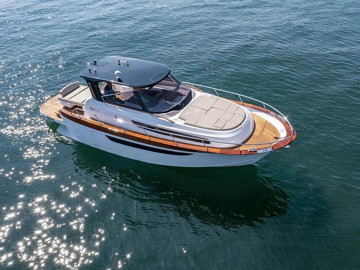 Libeccio 11 Cabin